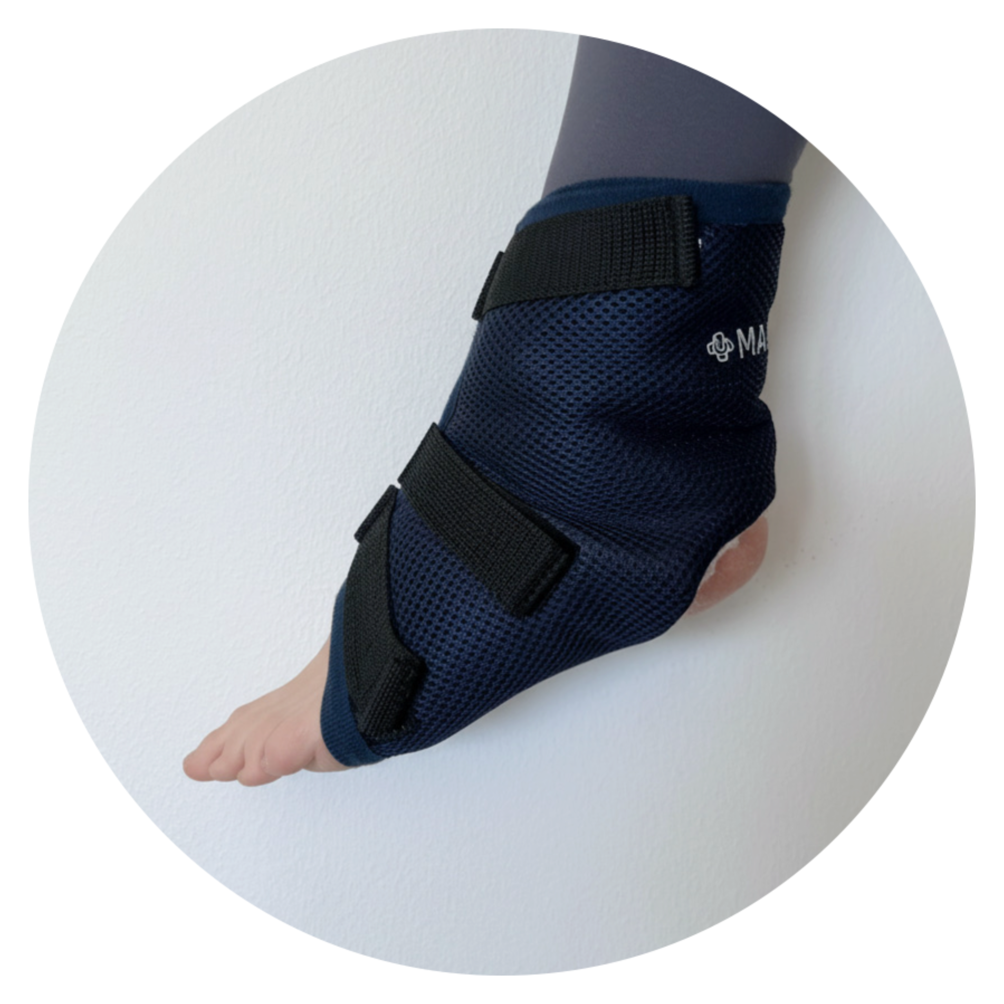 Ankelbandage by MAGNOCARE